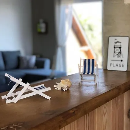 La maison penchée, avec jardin à 50m de la plage Asnelles Extérieur photo
